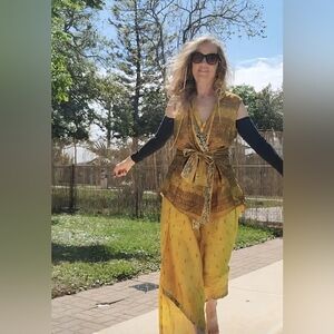 Yellow FESTIVAL Pure Silk 2 PC Wrap Pants Hooded Tie Waist Vest Size MED BIZARE!